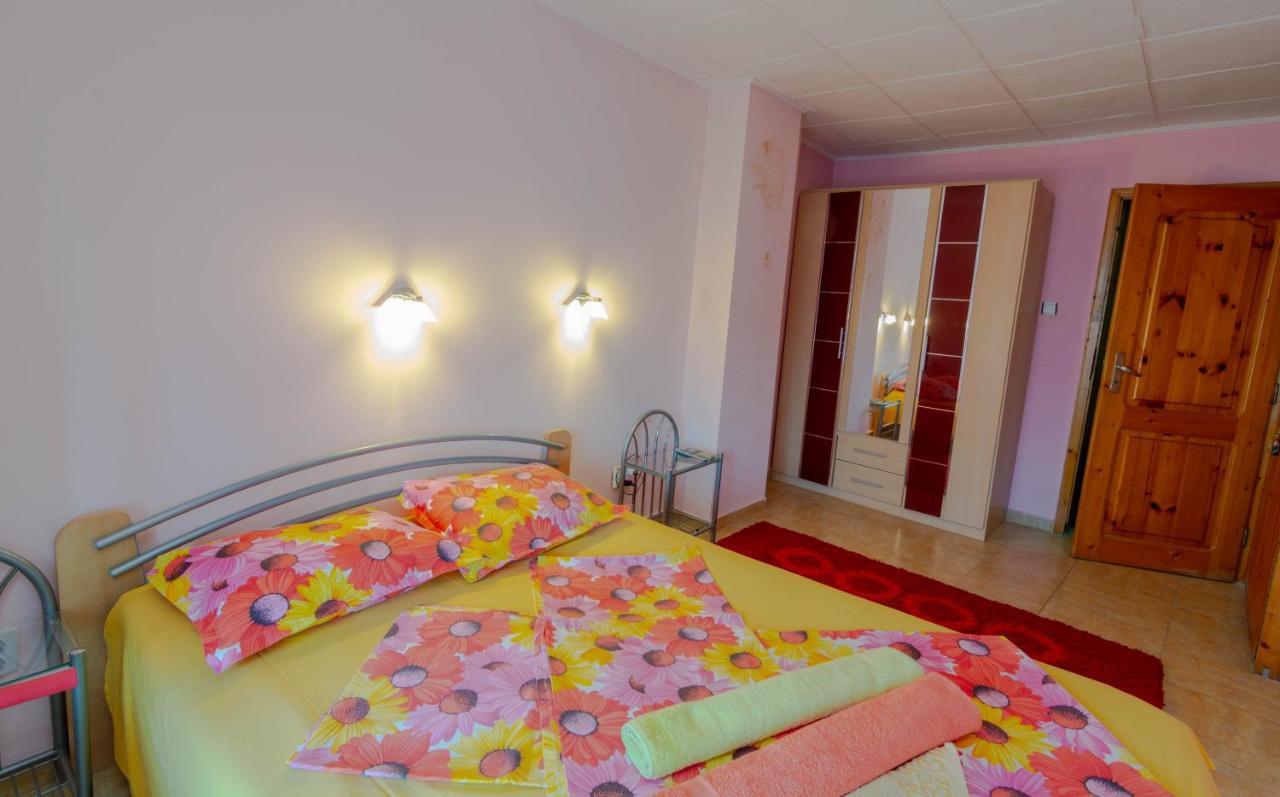 Fener Guest House Pomorie Extérieur photo