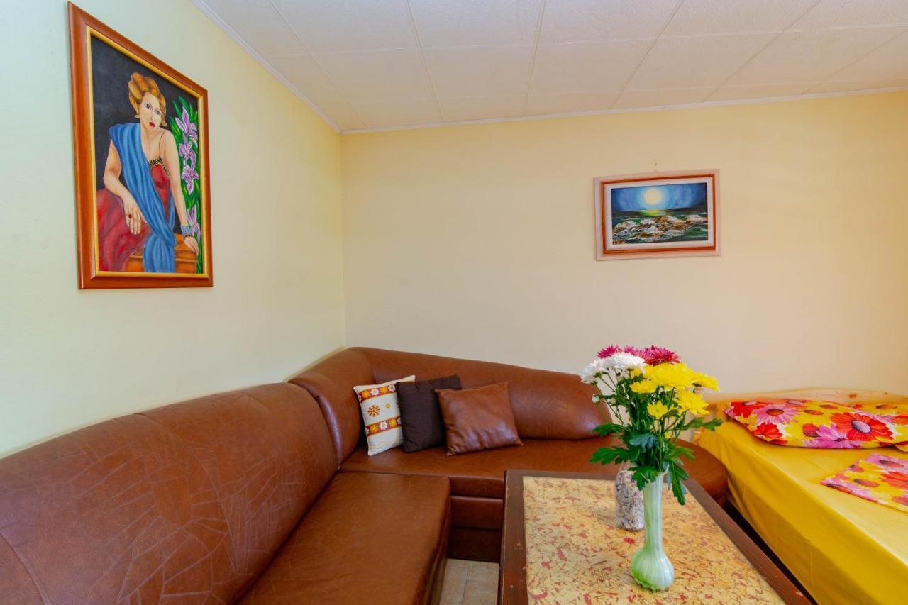 Fener Guest House Pomorie Extérieur photo