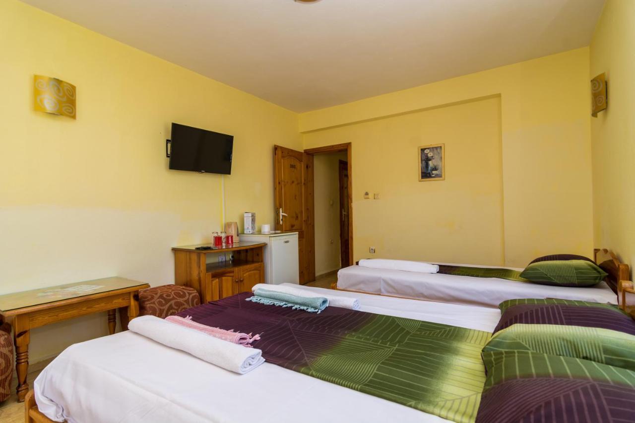 Fener Guest House Pomorie Extérieur photo