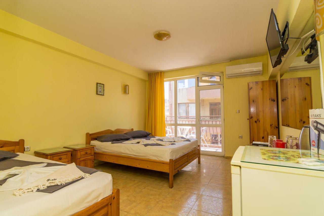 Fener Guest House Pomorie Extérieur photo