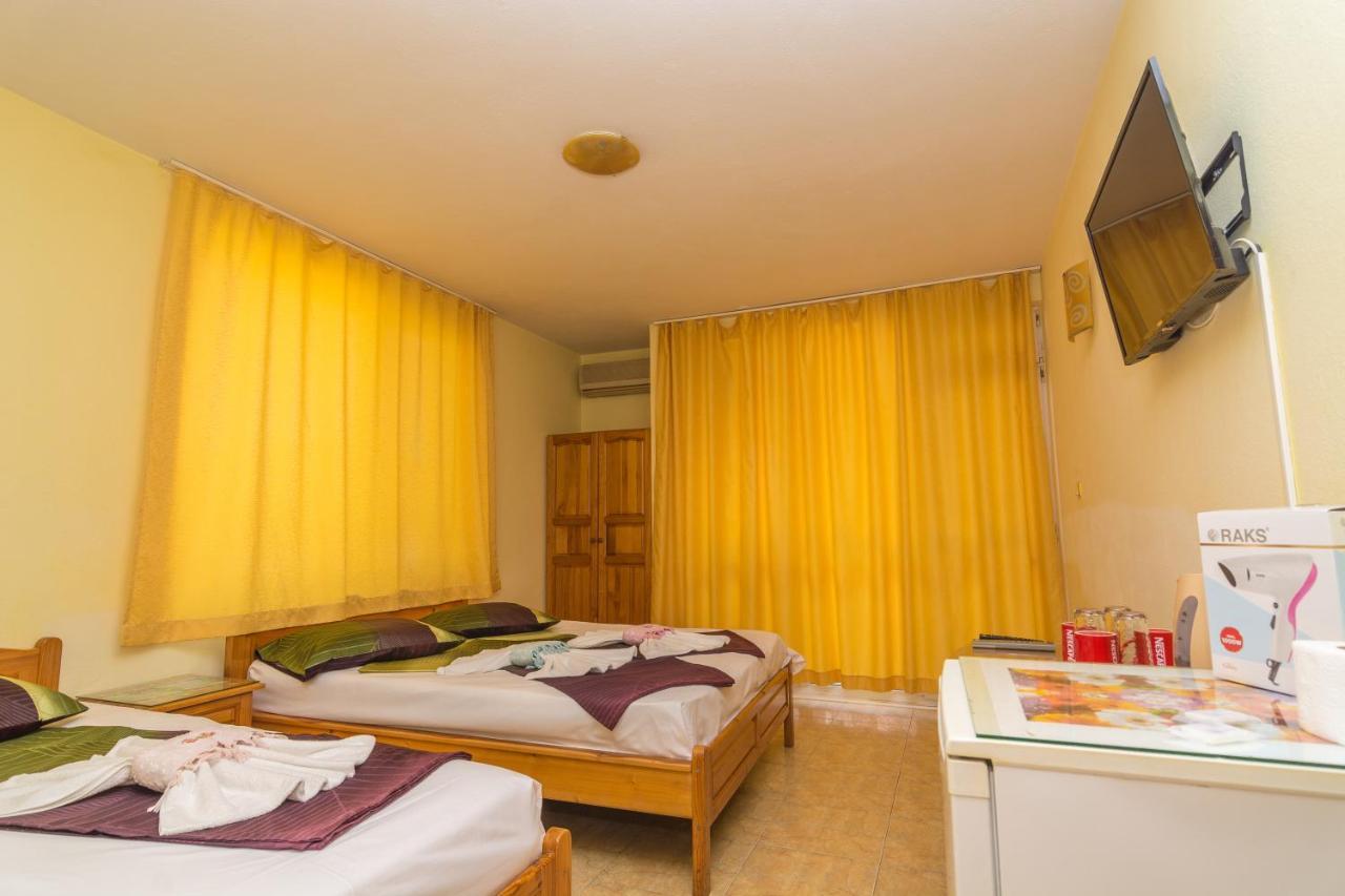 Fener Guest House Pomorie Extérieur photo