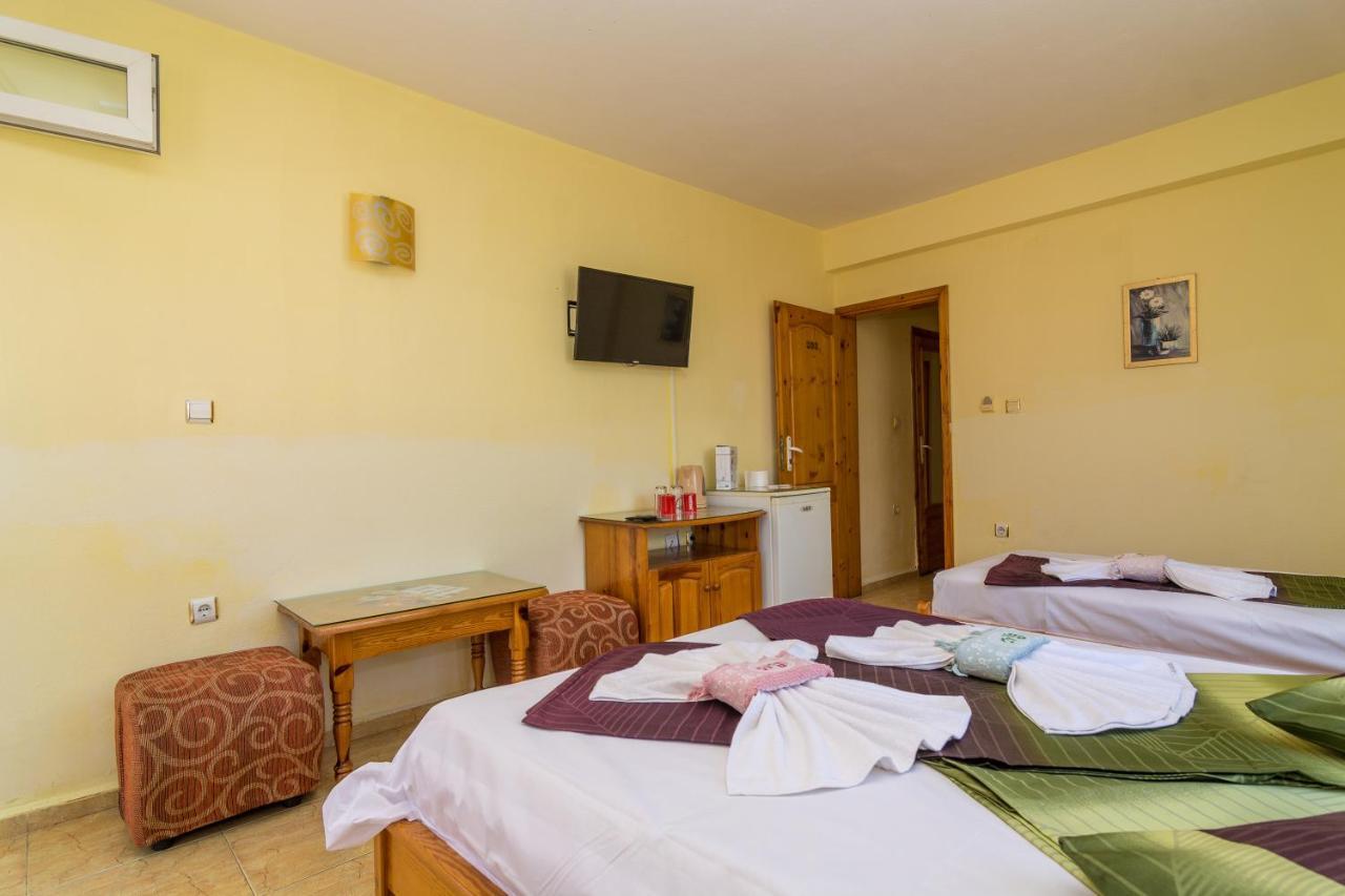 Fener Guest House Pomorie Extérieur photo