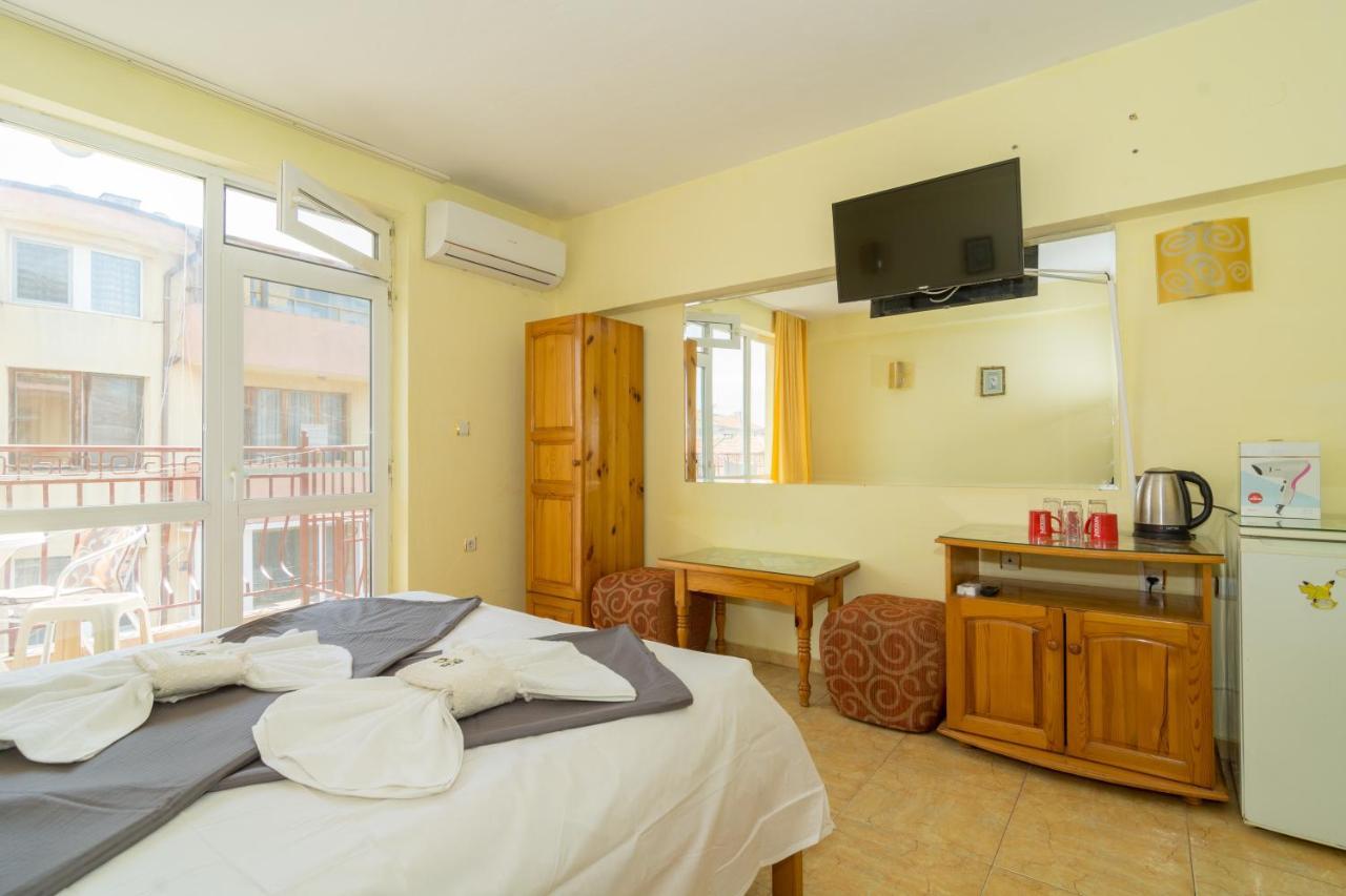 Fener Guest House Pomorie Extérieur photo