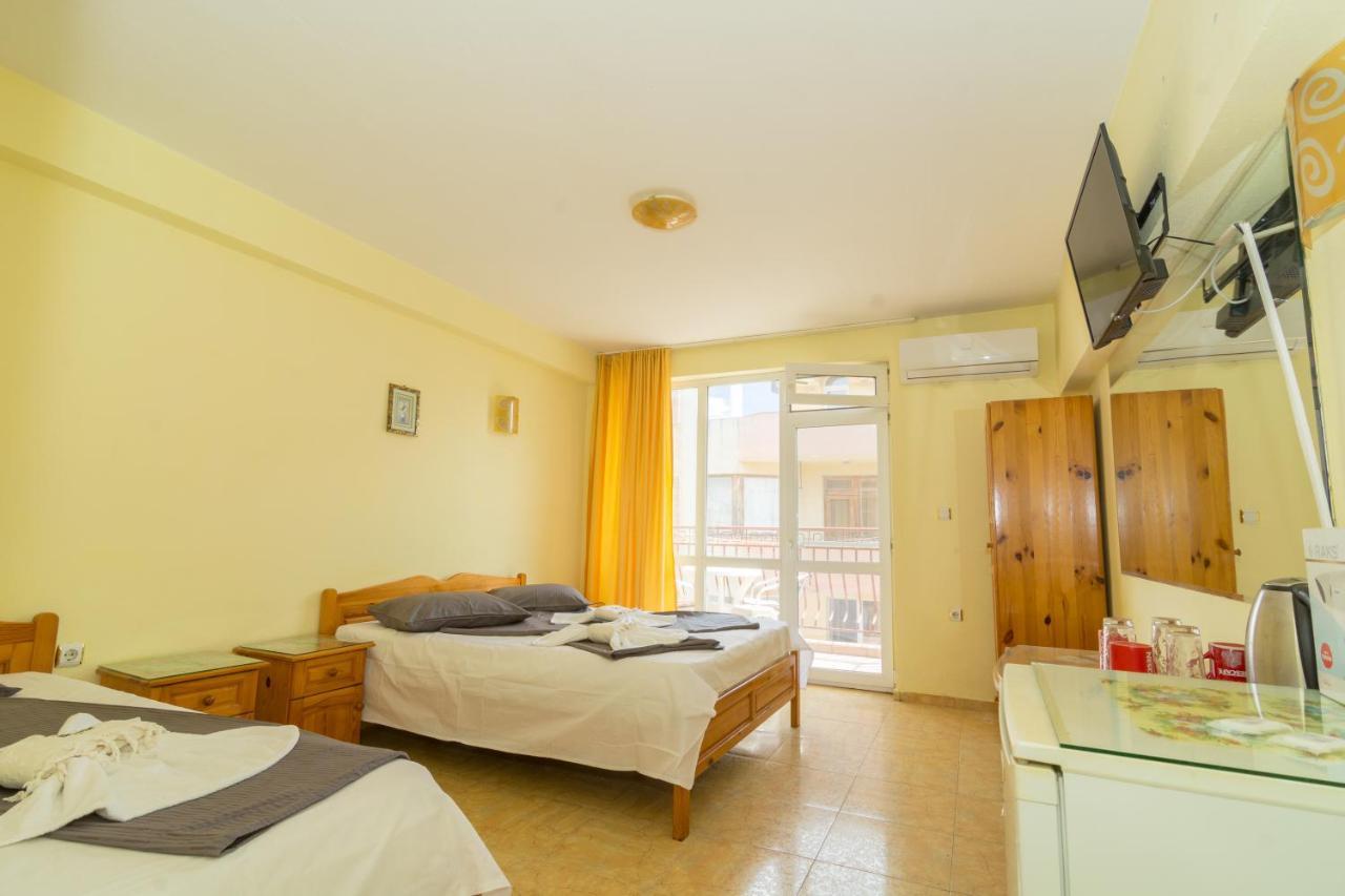 Fener Guest House Pomorie Extérieur photo